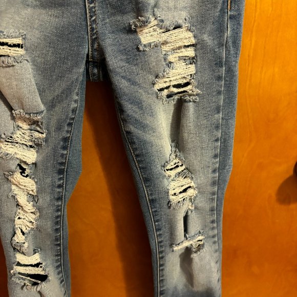 Aeropostale Super High Rise Jegging Distressed 6 Short Medium Wash Denim Legging - Picture 8 of 16